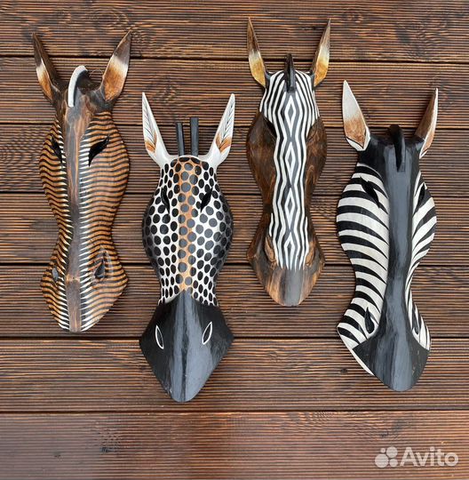 Маска интерьерная, ручной работы из дерева