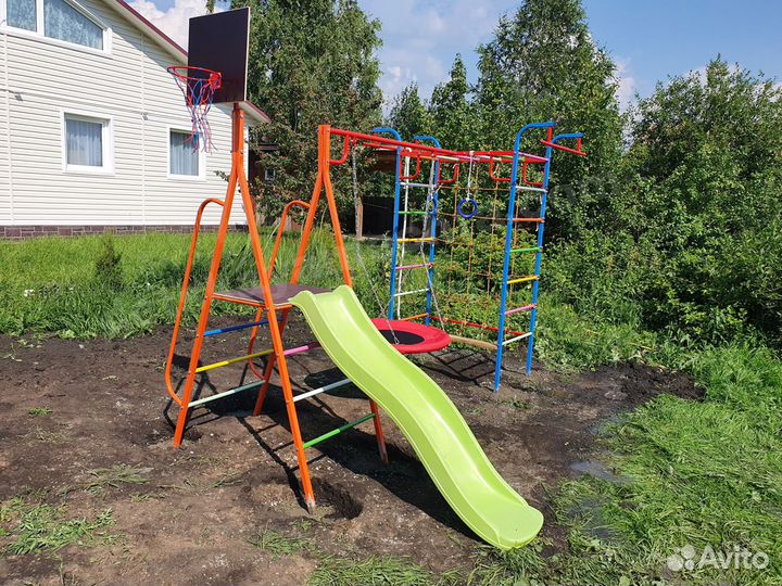 Детская уличная игровая площадка горка и качели