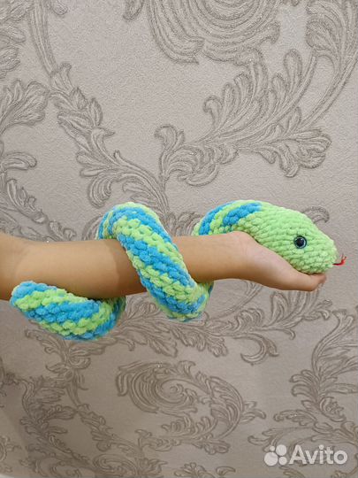 Змея ручная работа, плюшевая