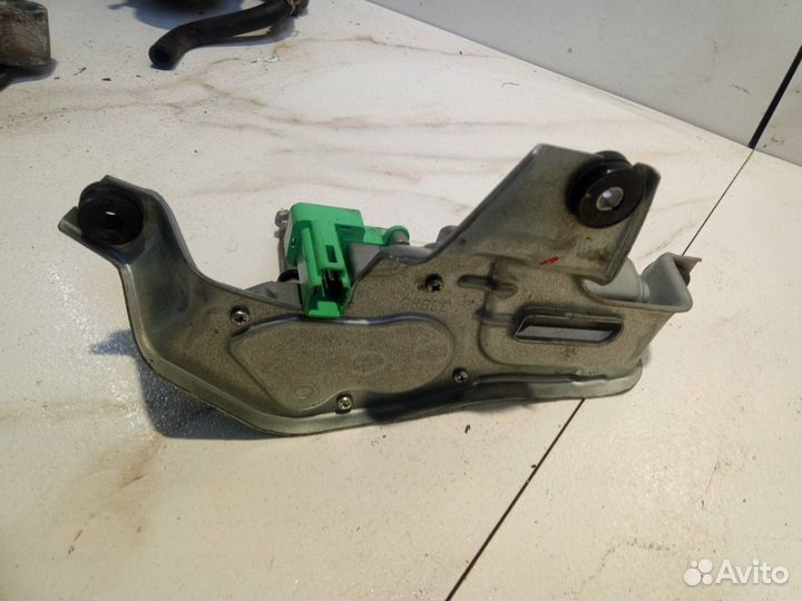 Моторчик заднего стеклоочистителя (дворника) 33885