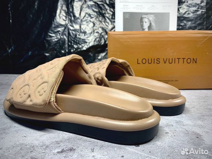 Сланцы женские louis vuitton