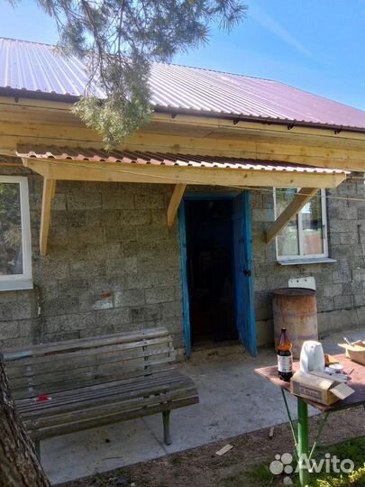 Бригада строителей