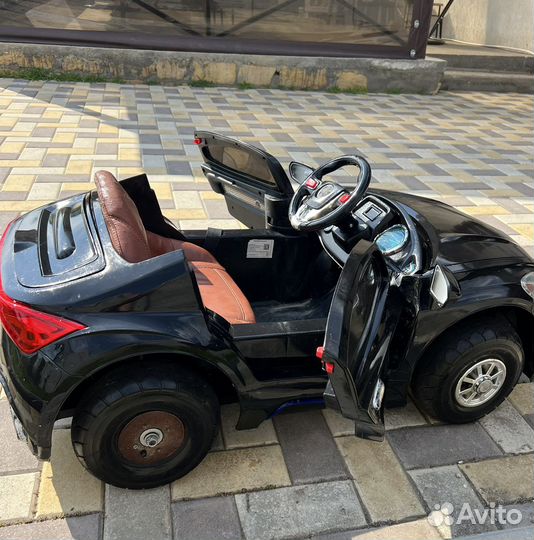 Детский электромобиль и мотоцикл