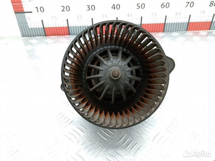 Моторчик печки для Renault Scenic 1 7701048387