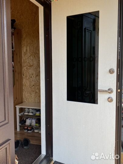 Железная дверь