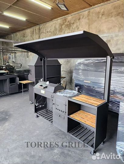 Мангал с коптильней