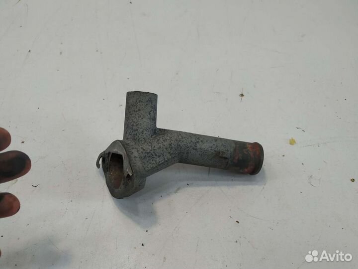 Kia Spectra корпус термостата