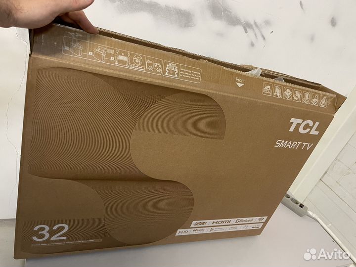Телевизор со smart tv 32 дюймов tlc
