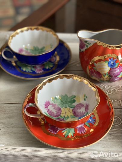 Красавица Дулево синяя и алая попредметно