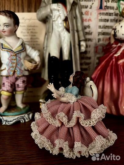 Статуэтка балерина кружевной фарфор (Germany)