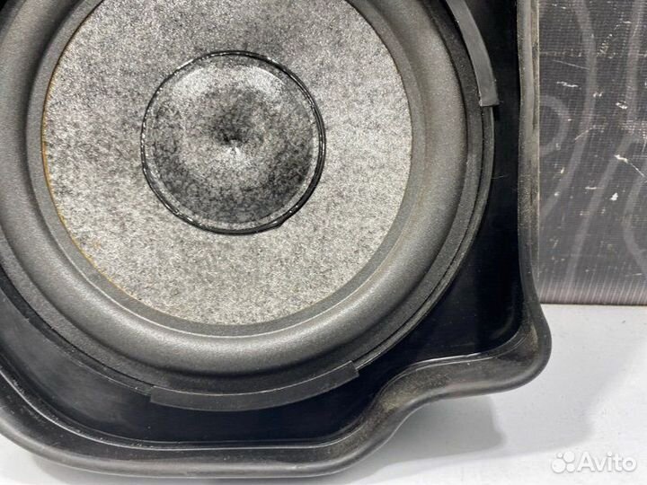 Динамик передний правый Volkswagen Touareg 7L AXQ
