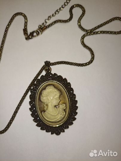 Колье Камея