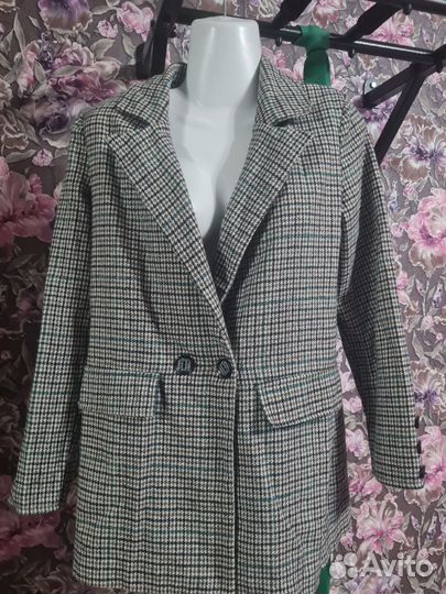 Пиджаки женские 44