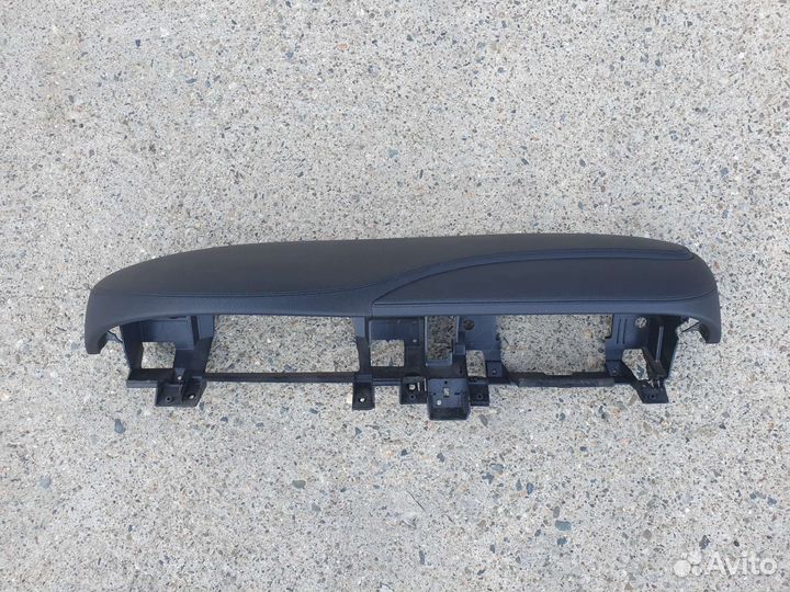 Верхняя часть торпедо (накладка) для Mercedes W221