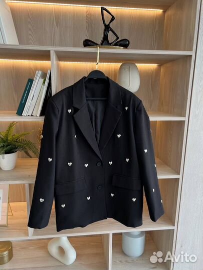 Стильный женский деловой блейзер хит 2024 черный