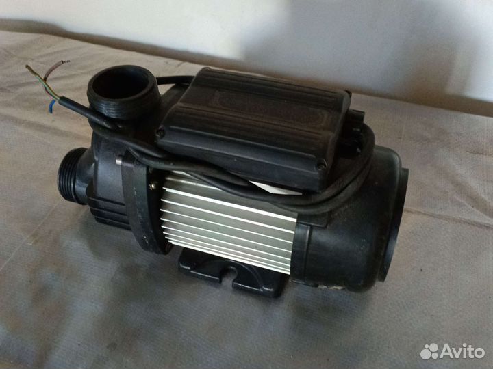 Электродвигатель 220в с помпой