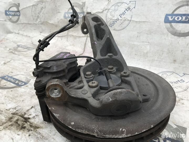 Кулак поворотный передний левый Jaguar XJ (X350) v