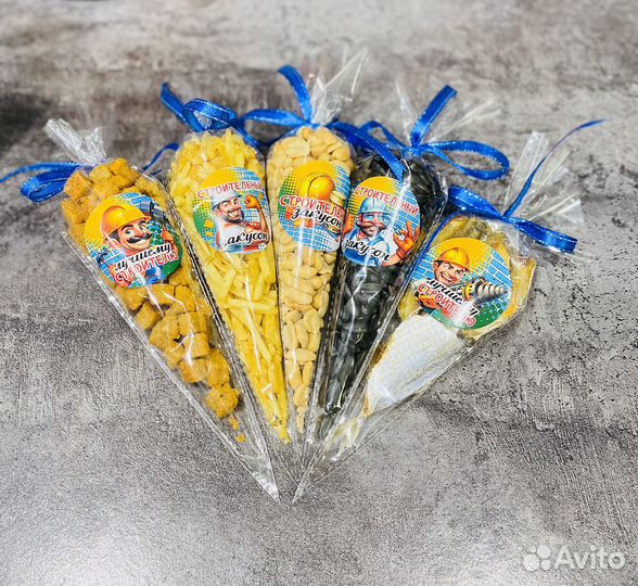 Ведро на день строителя