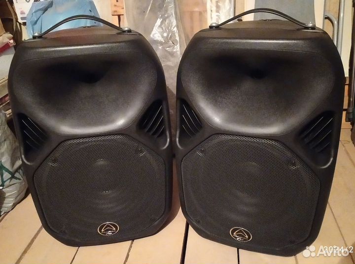 Активные колонки Wharfedale pro titan AX 12 Black