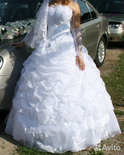 Свадебное платье