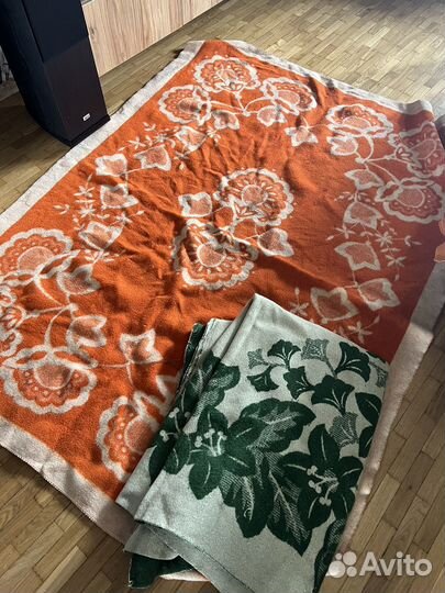 Одеяла шерстяные