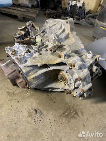 МКПП (механическая коробка переключения передач) H