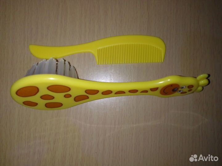 Щеточка и расчёска для новорожденных