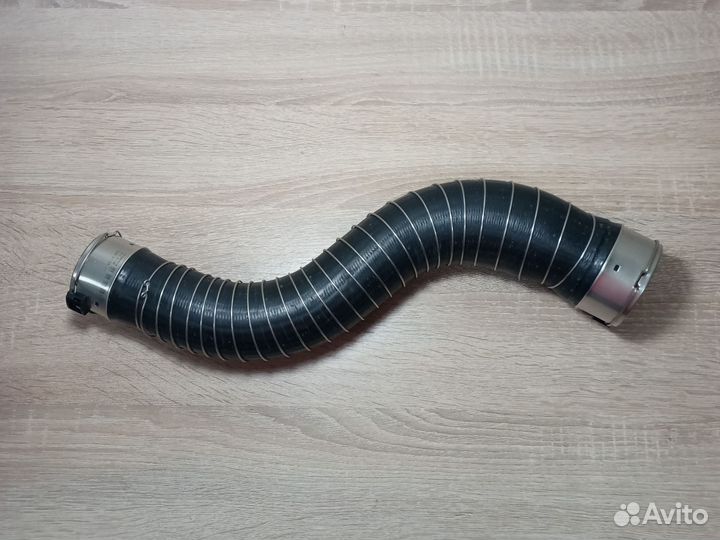 11618572858 Патрубок интеркулера BMW B47 G30