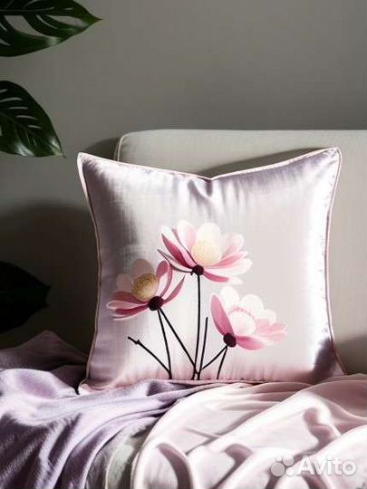 Шёлк-е декоративн.подушки с принтом цветов розовые
