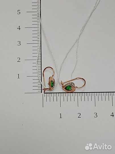 Золотые серьги с фианитом