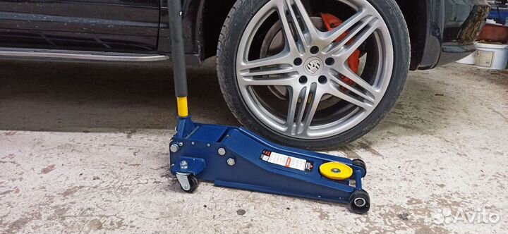 Домкрат низкопрофильный 75-505мм 3т Сервис Ключ