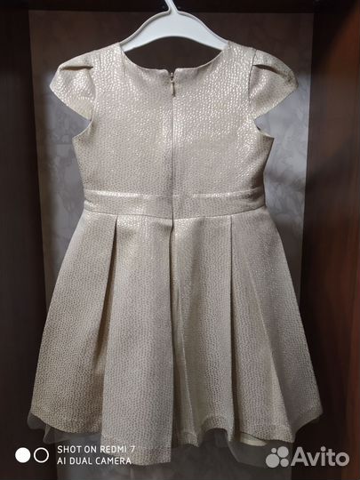 Нарядное платье для девочки