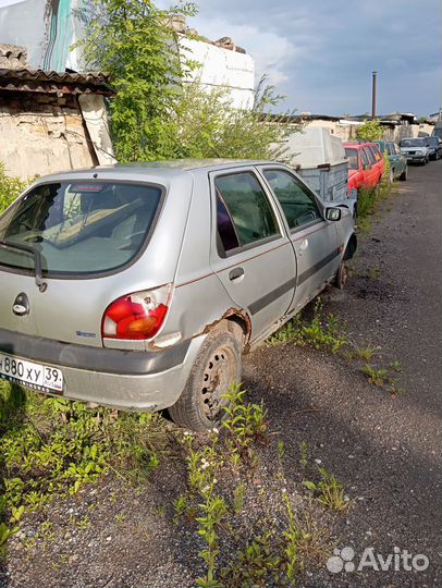 Авто на запчасти