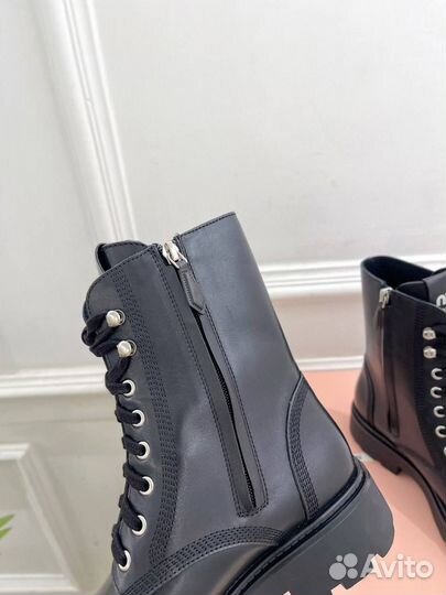 Ботинки женские MIU MIU