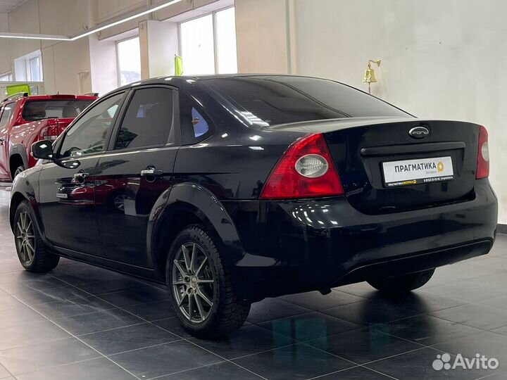 Ford Focus 2.0 МТ, 2010, 200 000 км