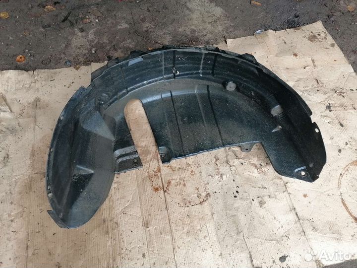 Подкрылок правый задний Suzuki sx4