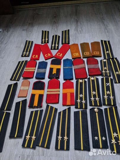 Погоны,нашивки,петлицы