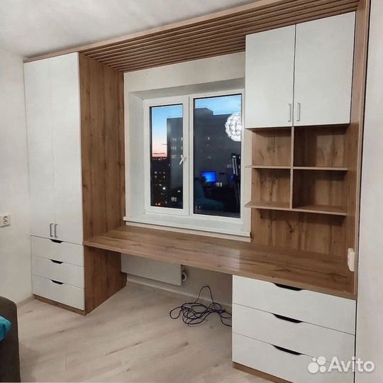 Детская рабочая зона у окна для двоих арти 8