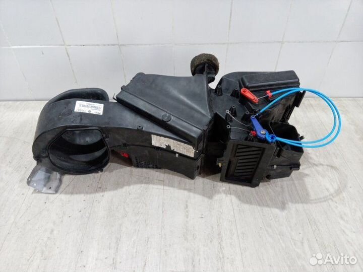 Корпус отопителя Volkswagen Passat B5 2000-2005