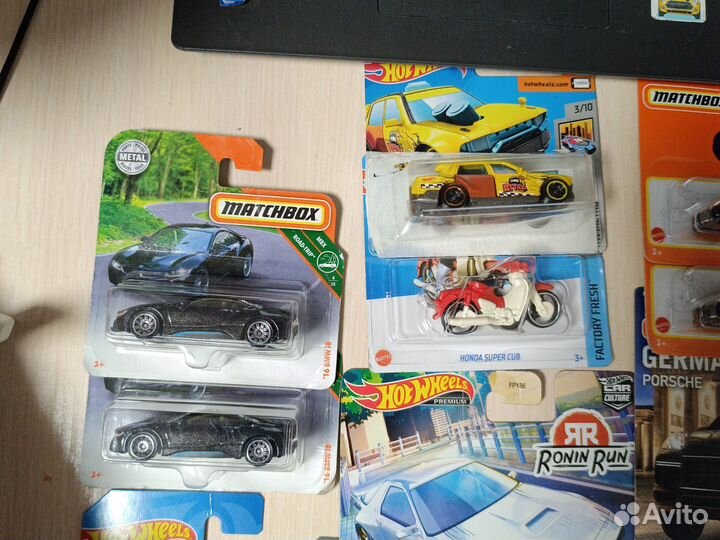 Hot wheels, matchbox premium main машинки