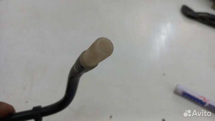 Трубка вакуума короткая Mercedes W251 R350