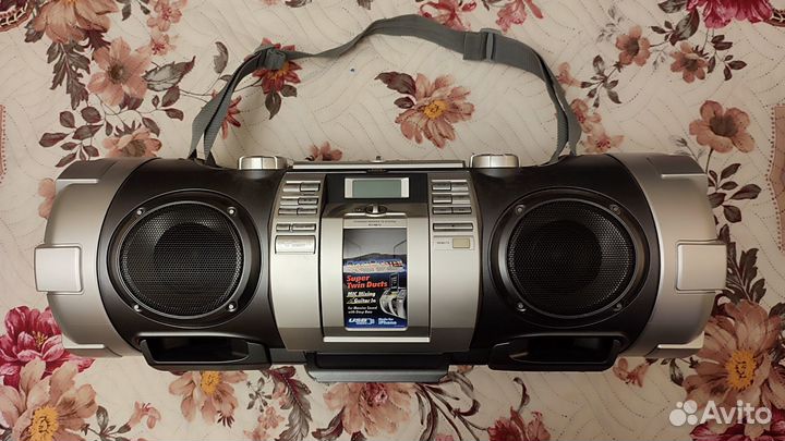 Бумбокс jvc RV NB70S