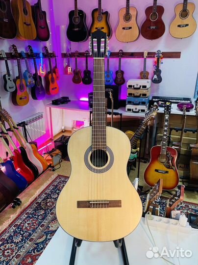 Гитара Flight 4/4 (Индонезия)