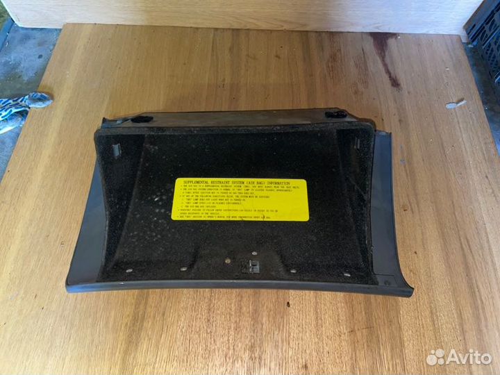 Бардачок Kia Magentis EF G4JP 2005