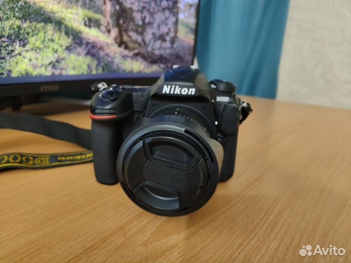 Nikon D500