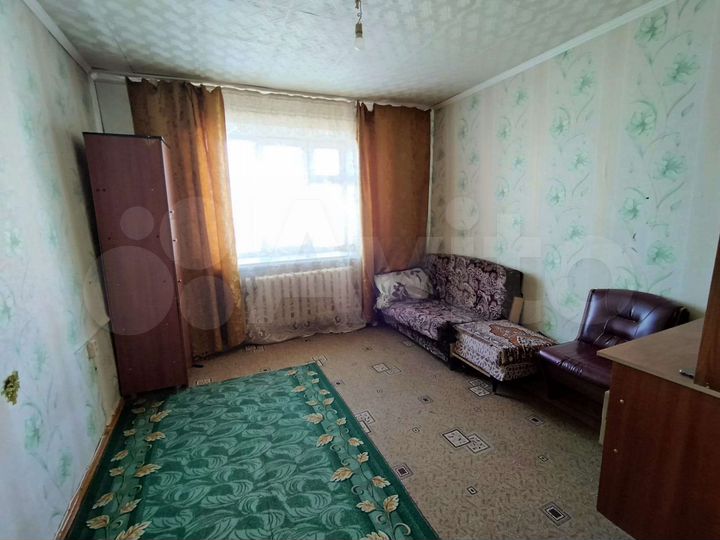 Комната 17 м² в 4-к., 5/5 эт.