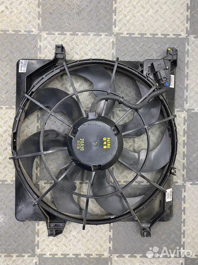 Вентилятор радиатора дифузором Kia Sorento Prime
