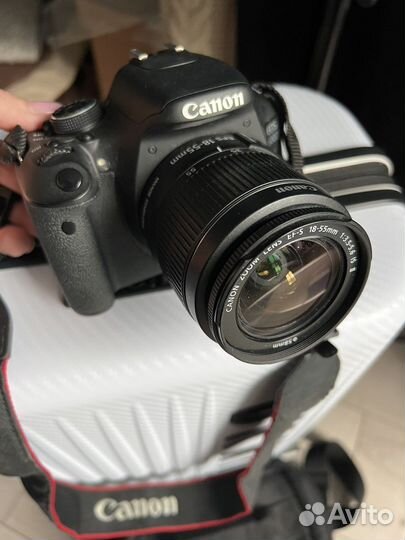 Фотоаппарат Canon EOS 600d