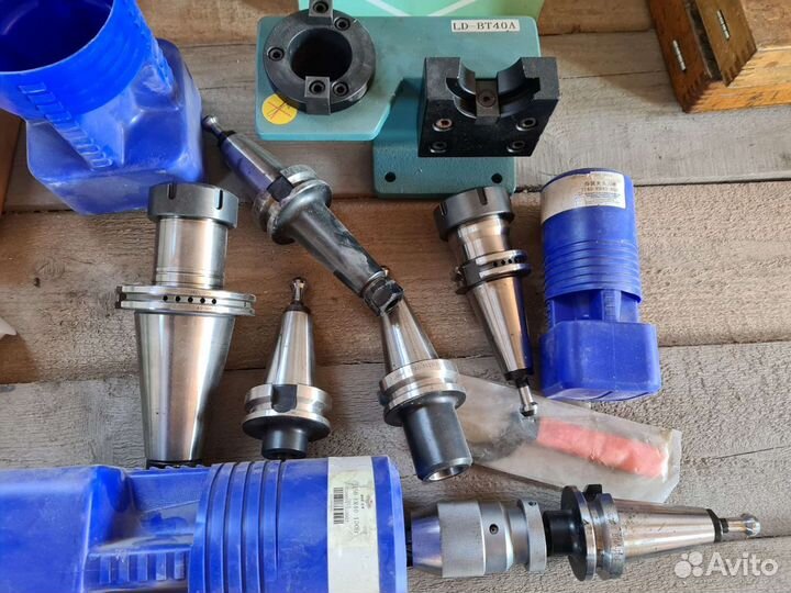 Патроны, цанги, приспособление