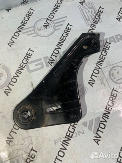 Элемент передней панели левый Ford Focus 3